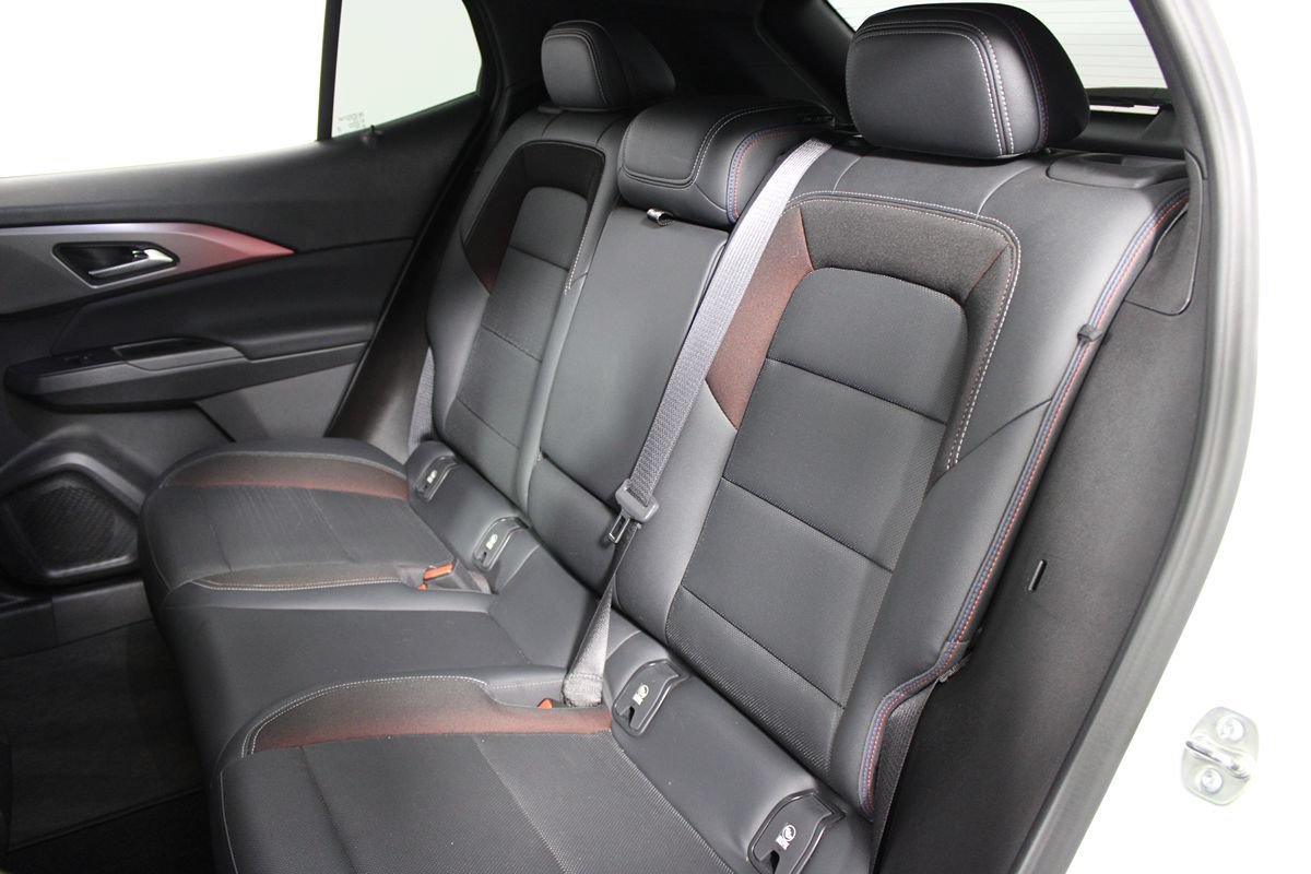 Used 2024 Chevrolet Equinox EV RS w/ Active Safety Package 3 AWD/4WD image 23