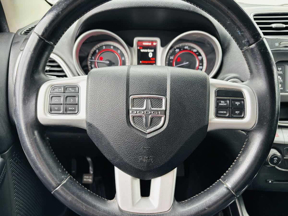 Used 2016 Dodge Journey SE w/ Flexible Seating Group FWD image 17
