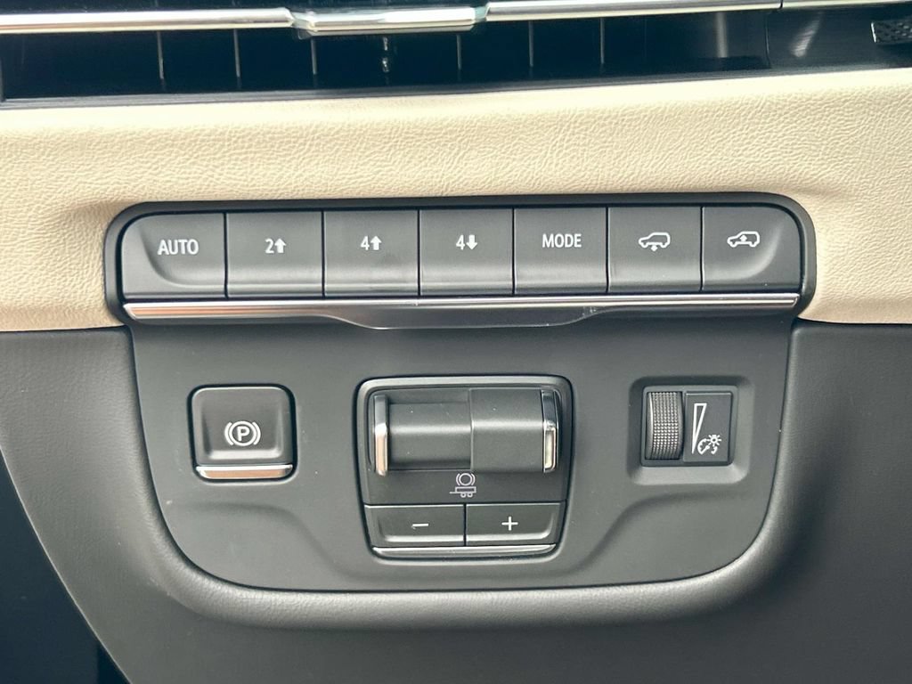New 2026 Cadillac Escalade Sport w/ Touring Package AWD/4WD image 28