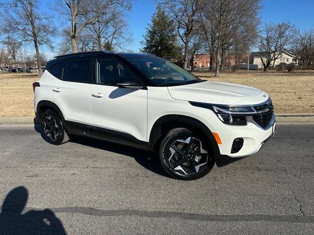 New 2026 Kia Seltos S AWD/4WD image 2