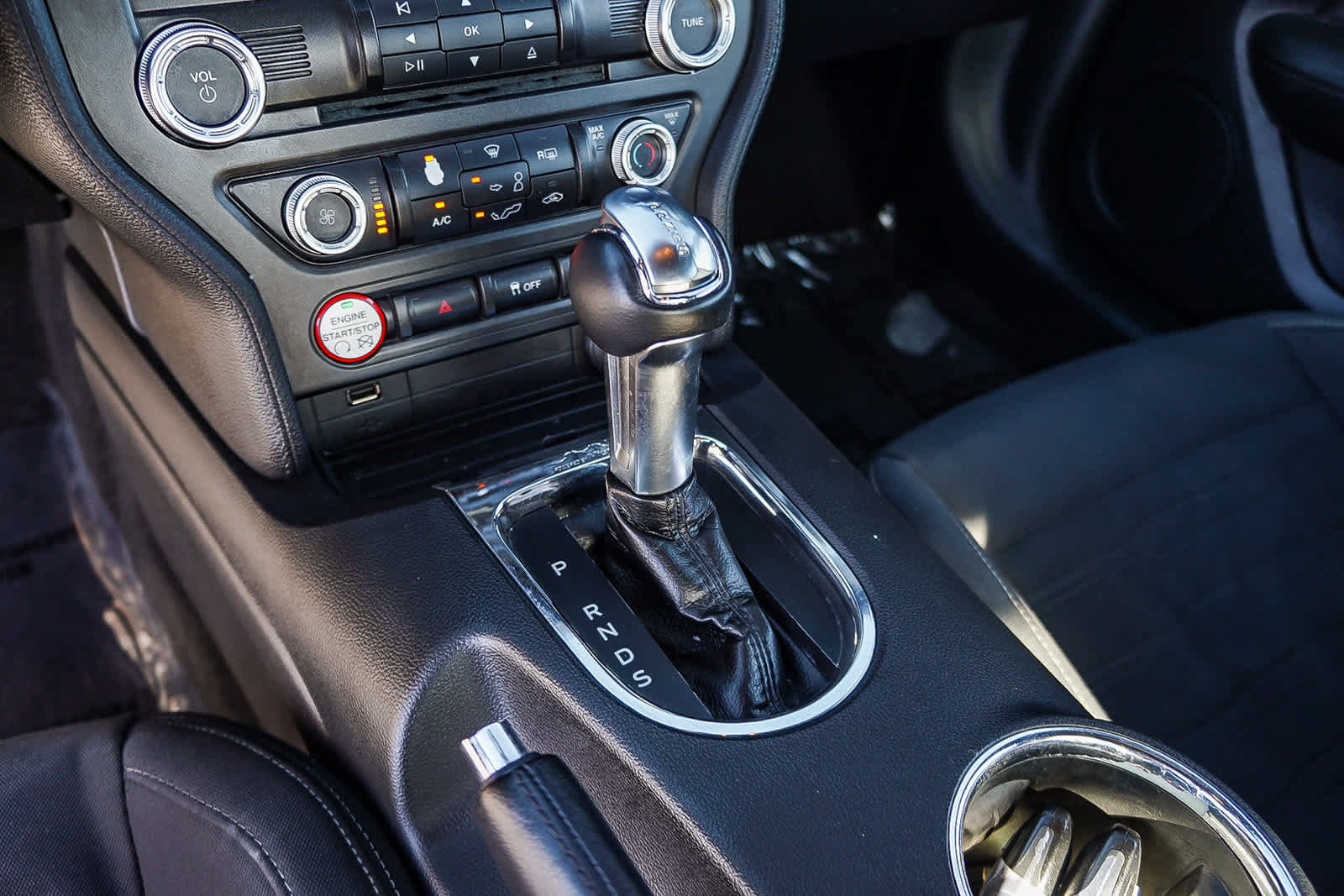 Used 2015 Ford Mustang EcoBoost w/ Ecoboost Performance Package image 21