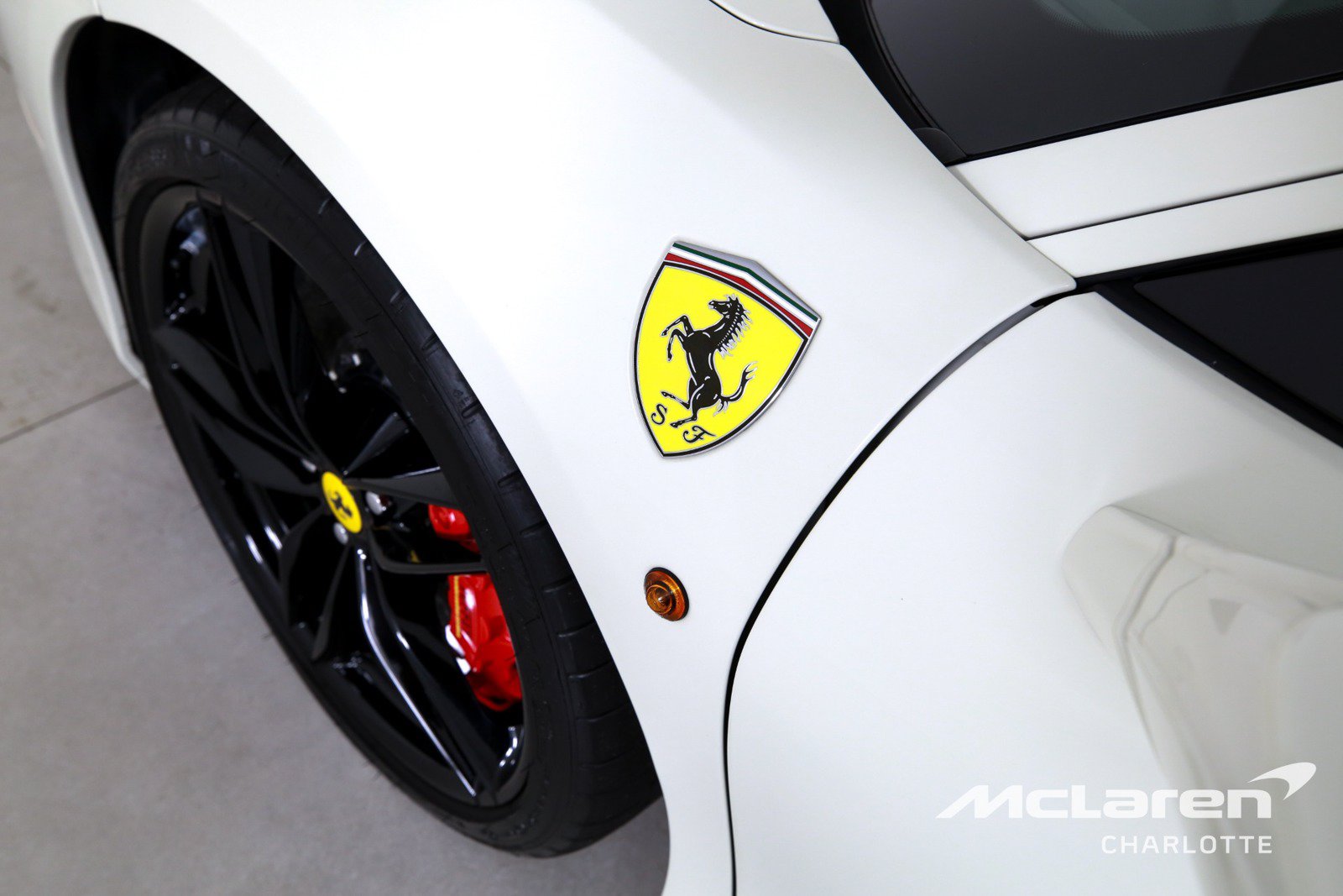 Used 2019 Ferrari 488 GTB RWD image 31