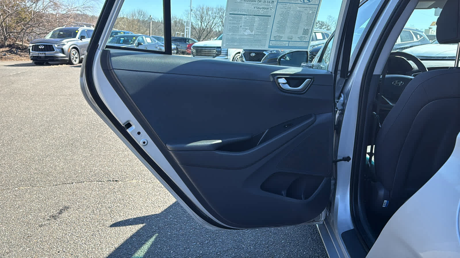 Used 2018 Hyundai Ioniq Blue image 22