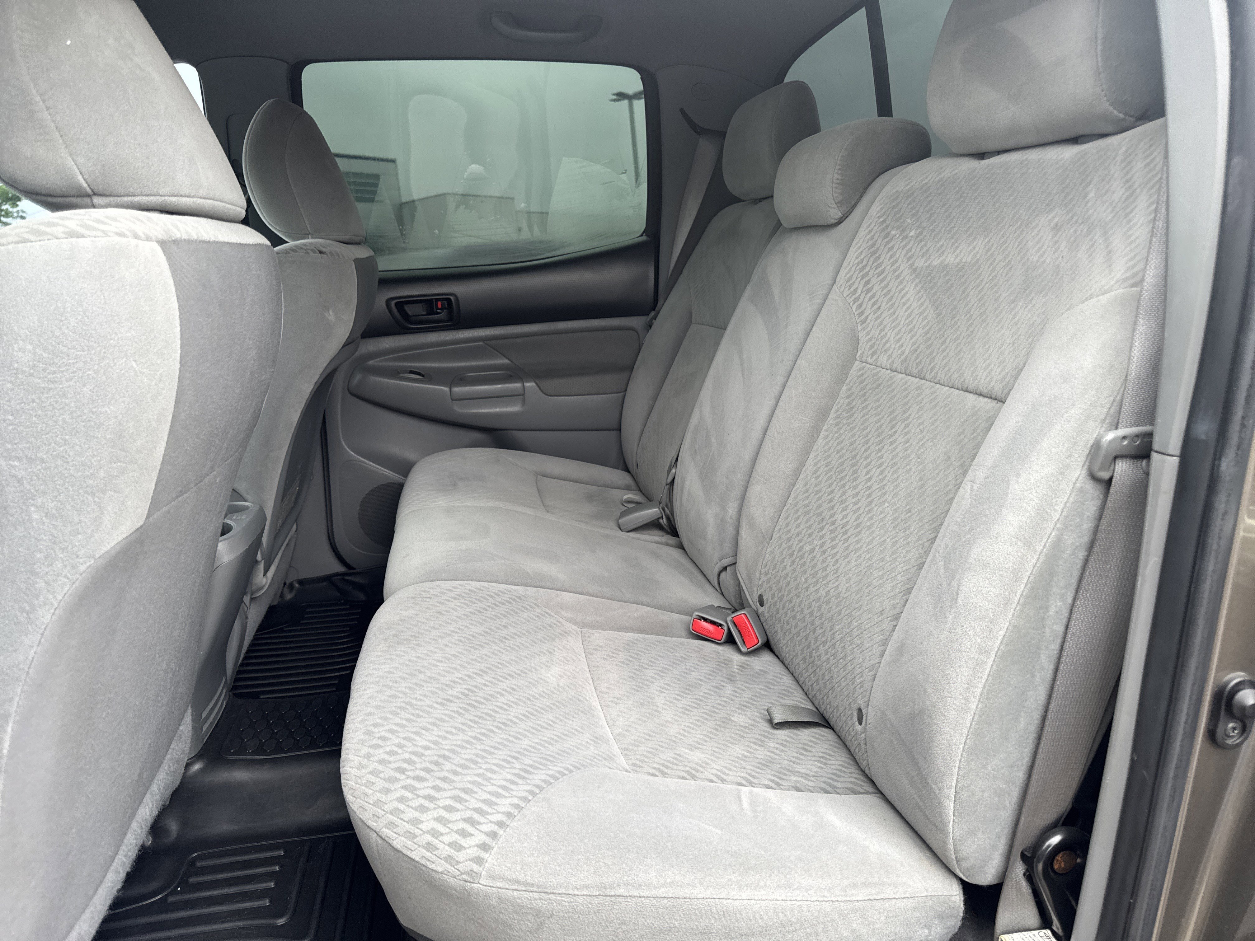 Used 2011 Toyota Tacoma PreRunner w/ SR5 Pkg #2 RWD image 21