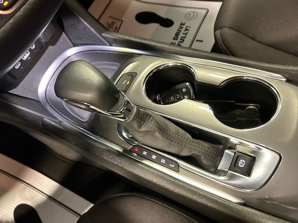 Used 2024 Chevrolet Malibu LT image 20