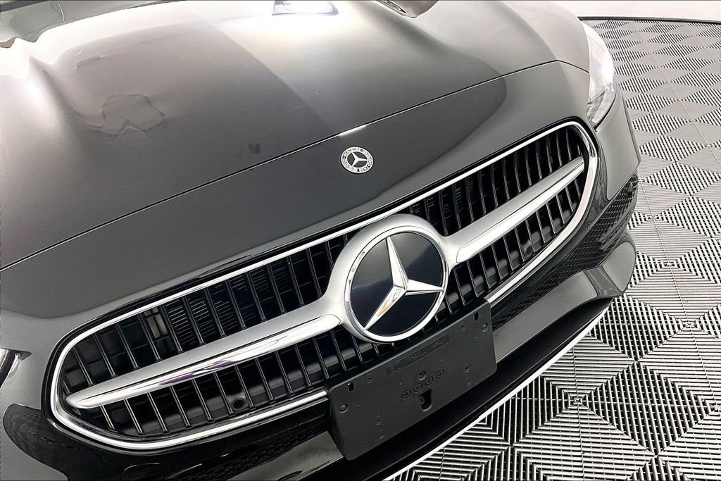 Used 2025 Mercedes-Benz C 300 Sedan image 30