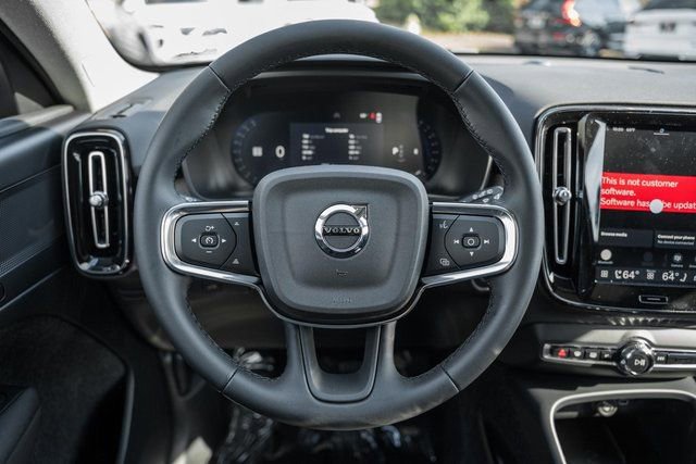 Used 2026 Volvo XC40 B5 Plus w/ Protection Package Premier image 28
