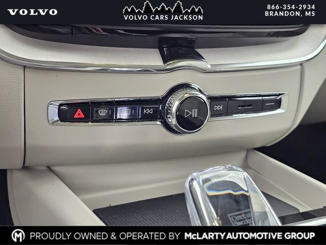 New 2026 Volvo XC60 T8 Ultra w/ Protection Package Premier AWD/4WD image 18
