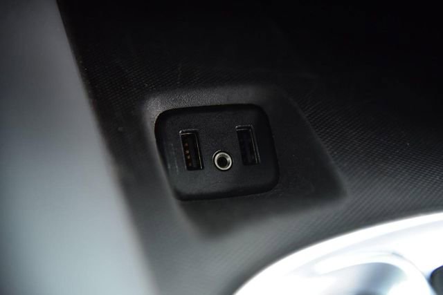 Used 2019 Buick Enclave Essence FWD image 17