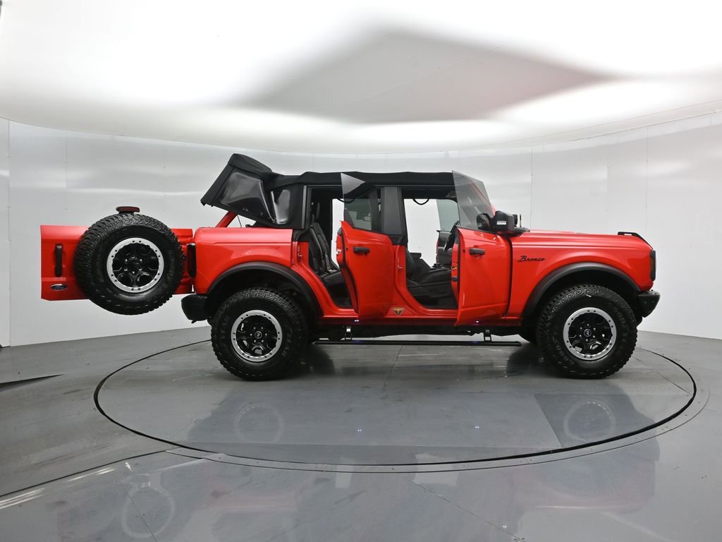 Certified 2021 Ford Bronco Badlands image 5