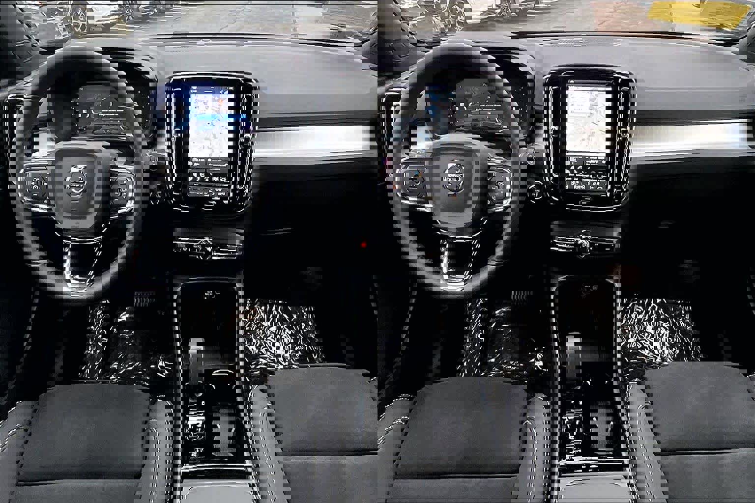 New 2026 Volvo XC40 B5 Ultra w/ Protection Package Premier image 7