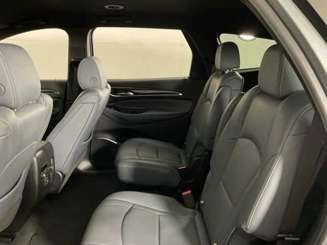 Used 2024 Buick Enclave Essence image 34