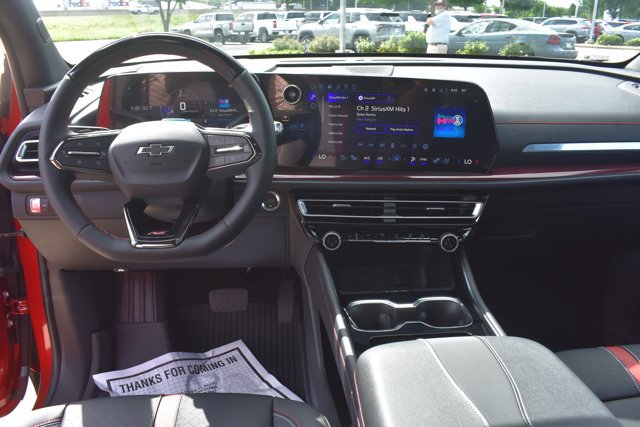 New 2026 Chevrolet Traverse RS w/ LPO, Floor Liner Package FWD image 21