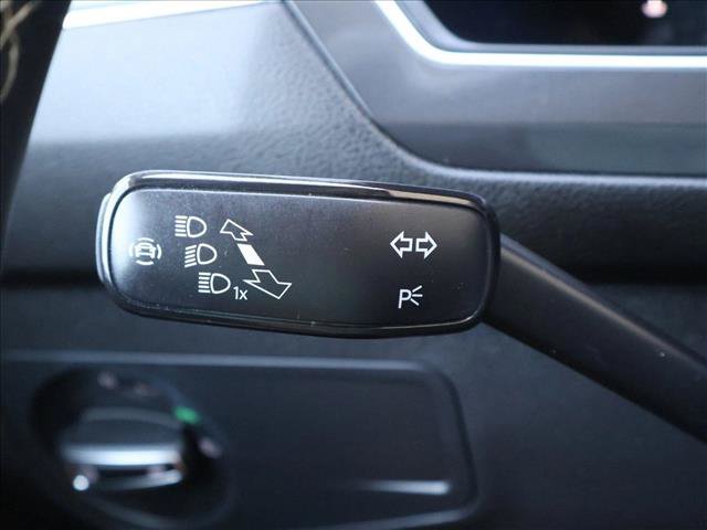 Used 2023 Volkswagen Tiguan SE AWD/4WD image 15