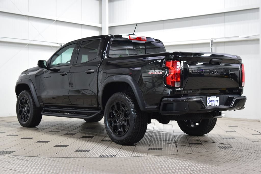 New 2026 Chevrolet Colorado Trail Boss AWD/4WD image 6