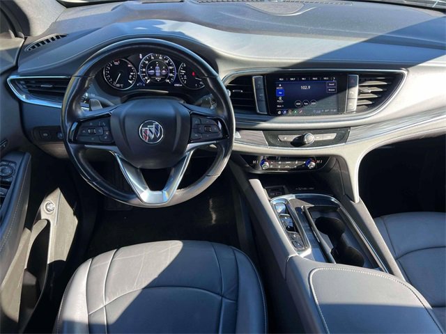 Used 2024 Buick Enclave Premium image 13