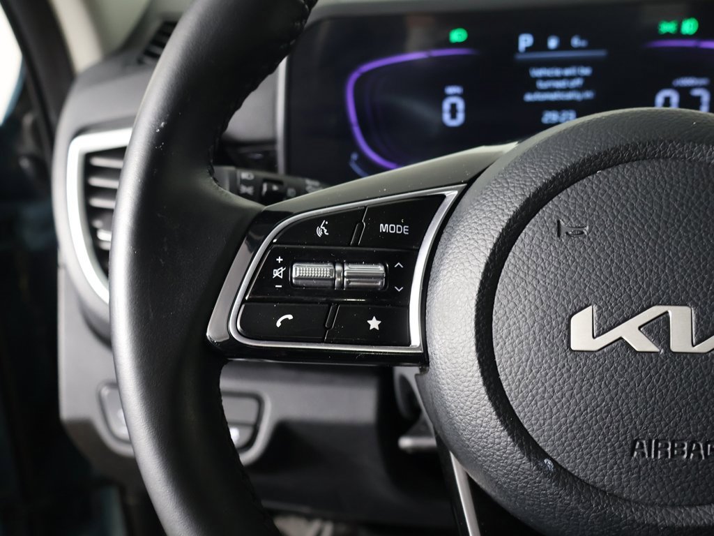 Used 2025 Kia Seltos S image 38
