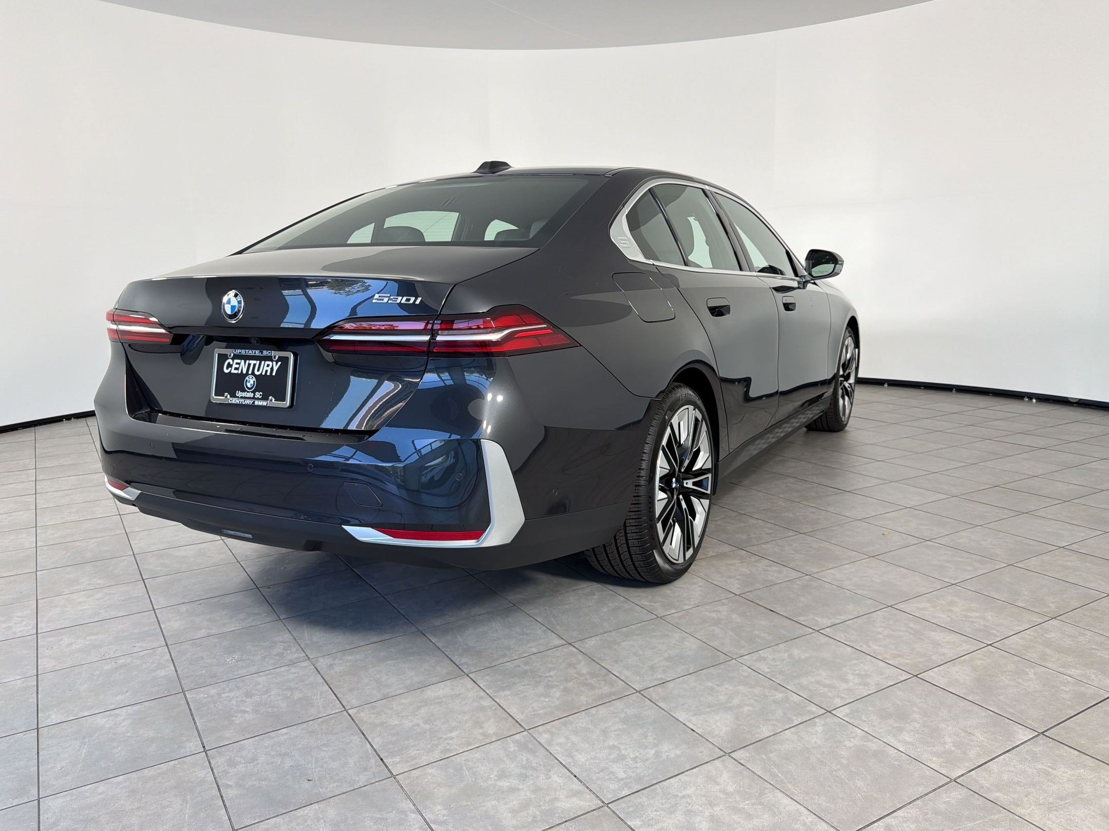 New 2026 BMW 530i RWD image 9