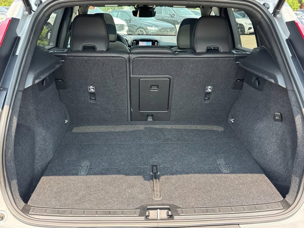 Certified 2023 Volvo XC40 Recharge Ultimate AWD/4WD image 5