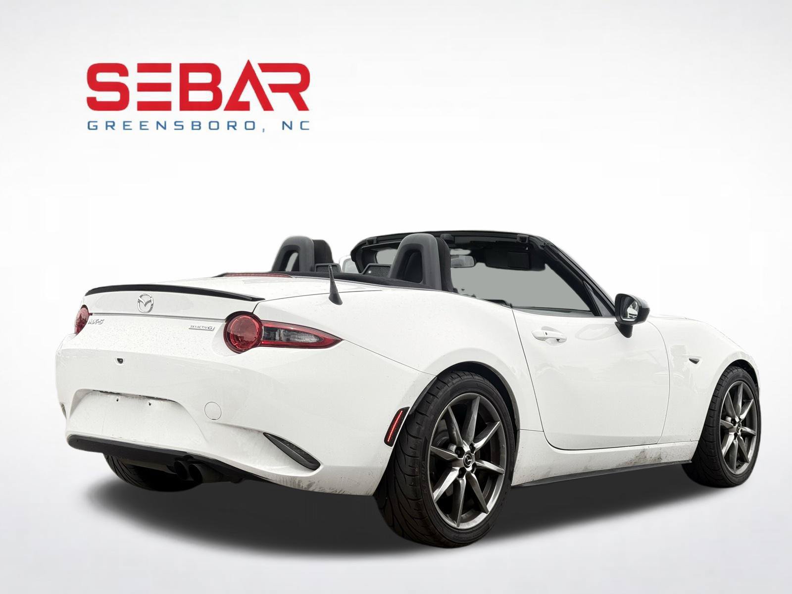 Used 2020 MAZDA MX-5 Miata Sport RWD image 12