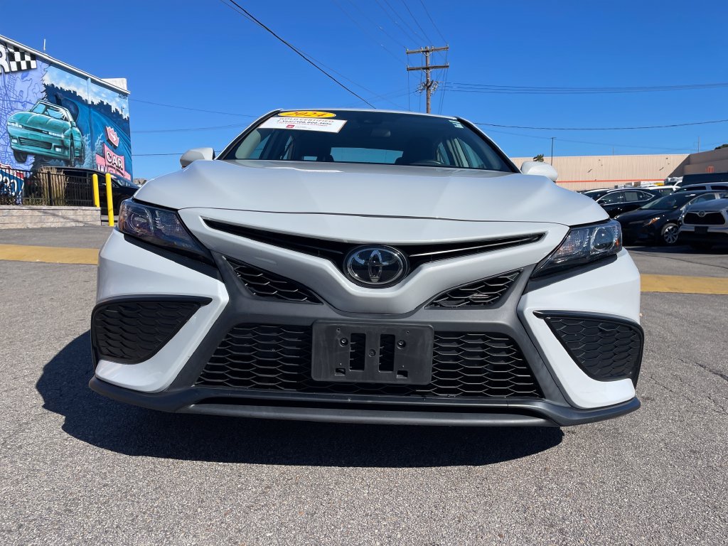 Certified 2024 Toyota Camry SE w/ Cold Weather Package FWD image 8