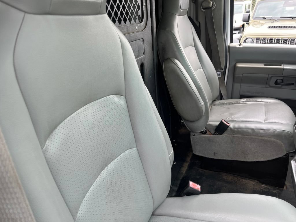 Used 2012 Ford E-250 and Econoline 250 w/ Commercial Cargo Van Pkg RWD image 9