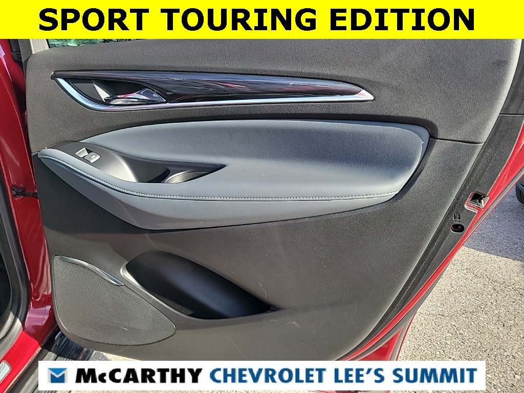 Used 2023 Buick Enclave Essence w/ Experience Buick Package image 20