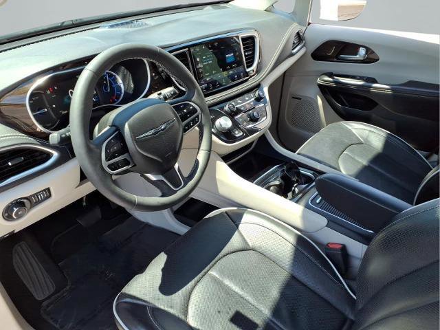 Used 2022 Chrysler Pacifica Limited FWD image 19