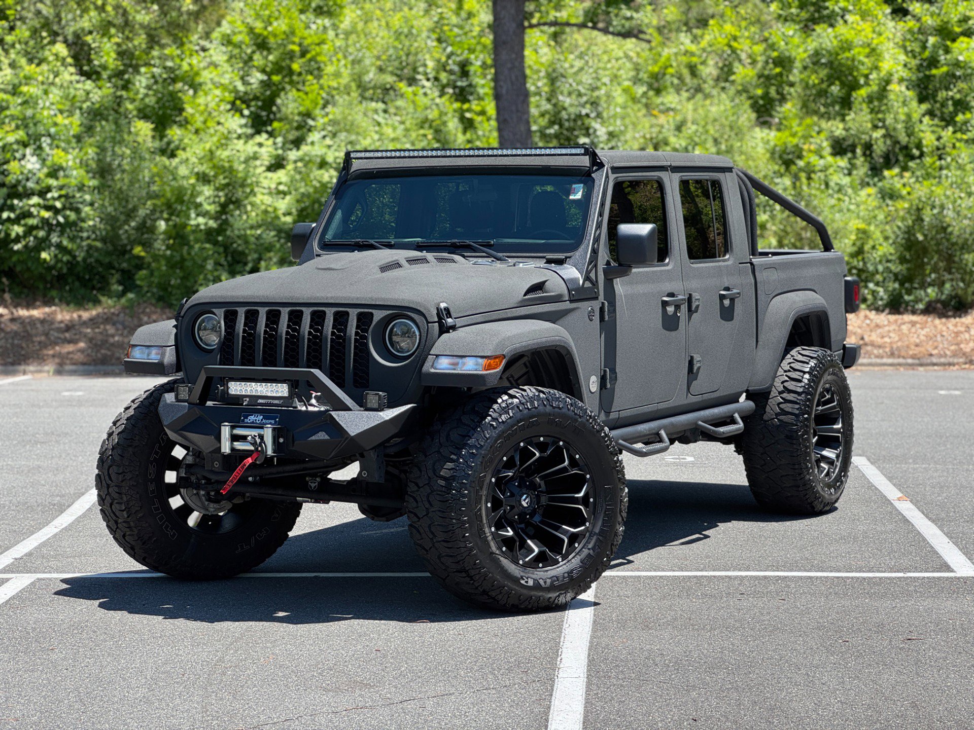 Used 2022 Jeep Gladiator Sport AWD/4WD image 1