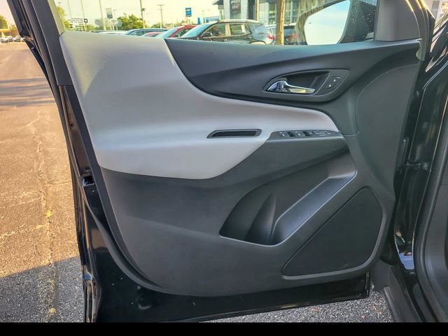 Certified 2024 Chevrolet Equinox LS w/ LS Convenience Package FWD image 19