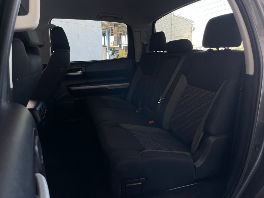 Used 2018 Toyota Tundra SR5 w/ SR5 Upgrade Package image 14