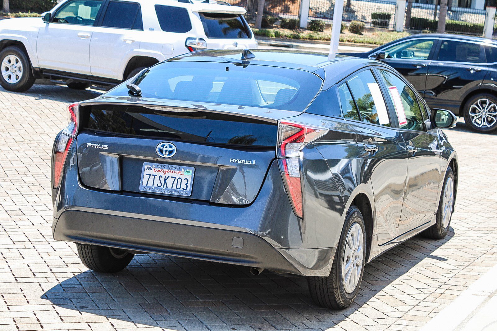 Certified 2016 Toyota Prius Two FWD image 7