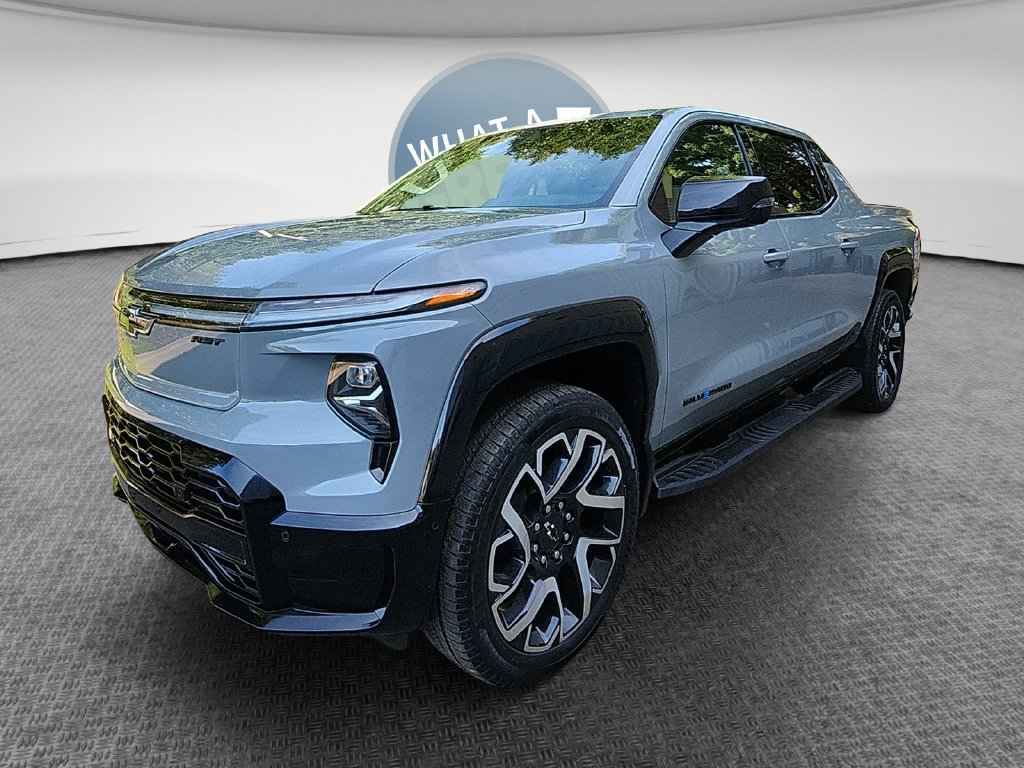 Certified 2025 Chevrolet Silverado EV RST AWD/4WD image 9