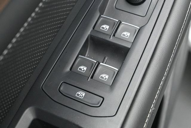 Used 2024 Volkswagen Atlas SE AWD/4WD image 13