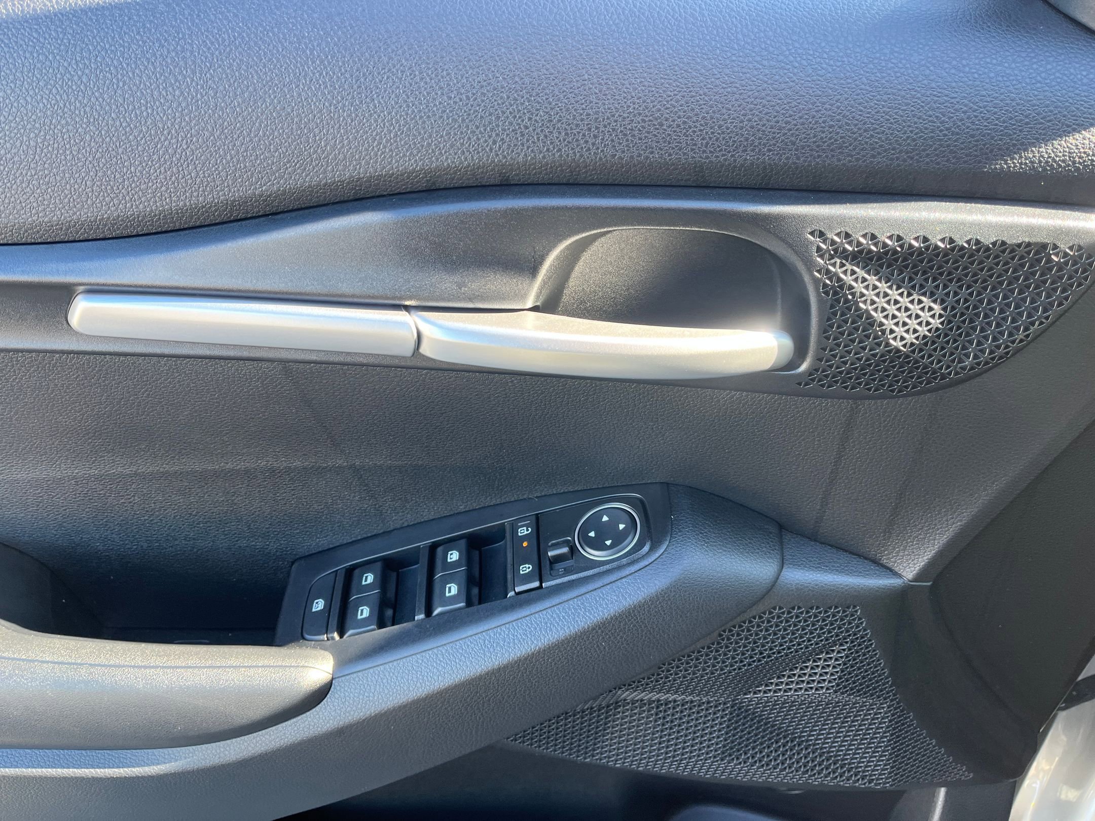 New 2026 Kia Seltos LX image 15