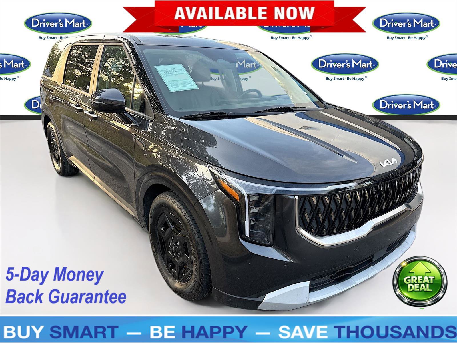 Used 2025 Kia Carnival FWD image 1