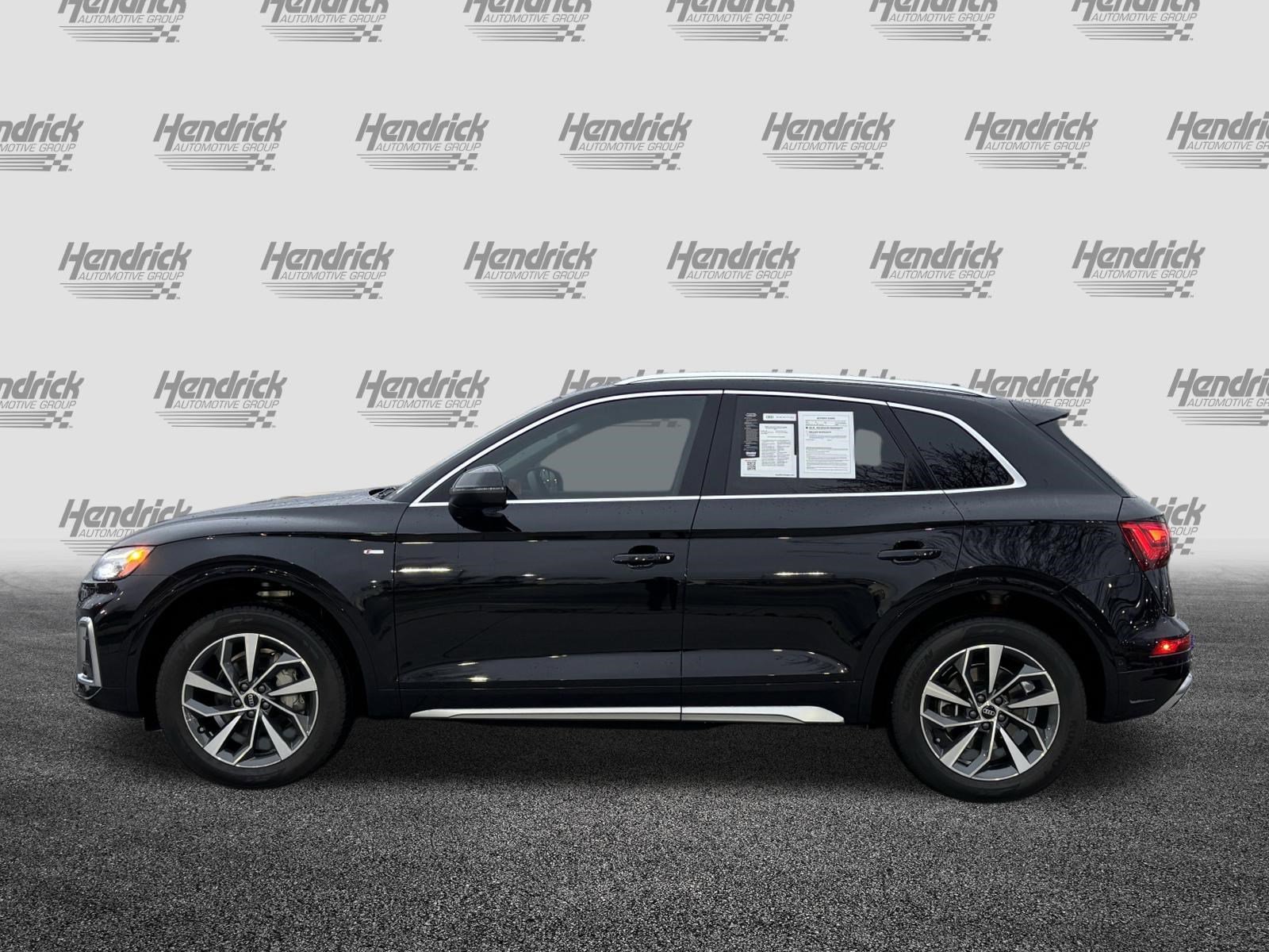 Used 2023 Audi Q5 2.0T Prestige w/ Prestige Package image 7