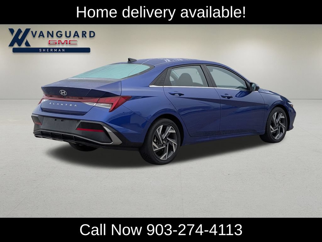 Used 2025 Hyundai Elantra SEL FWD image 9