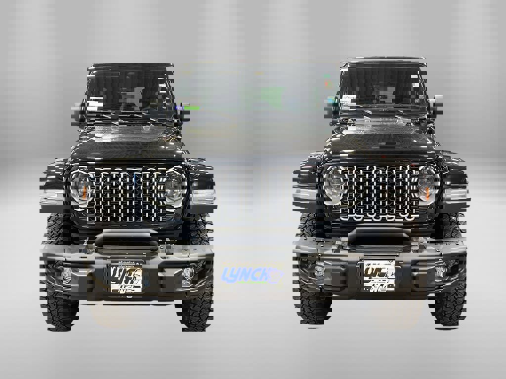 Used 2025 Jeep Wrangler Backcountry image 4