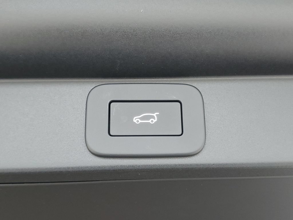 New 2026 Land Rover Range Rover Long Wheelbase SE AWD/4WD image 33