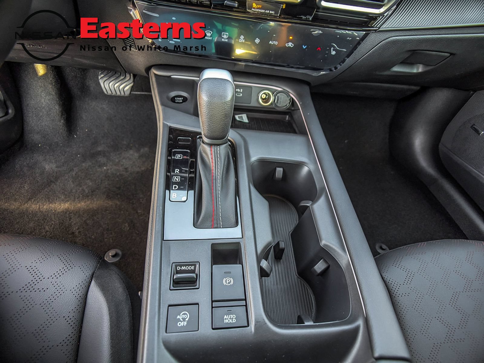 New 2026 Nissan Sentra SR w/ SR Premium Package FWD image 14