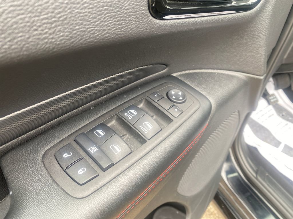 Used 2025 Dodge Durango GT AWD/4WD image 20