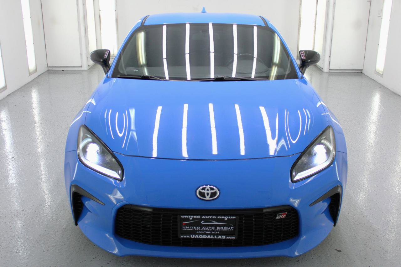 Used 2022 Toyota GR86 image 3