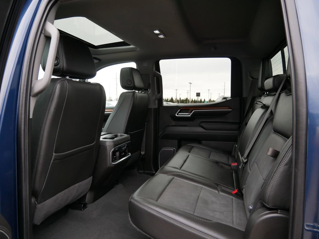 Used 2022 GMC Sierra 1500 Denali w/ Denali Reserve Package image 12