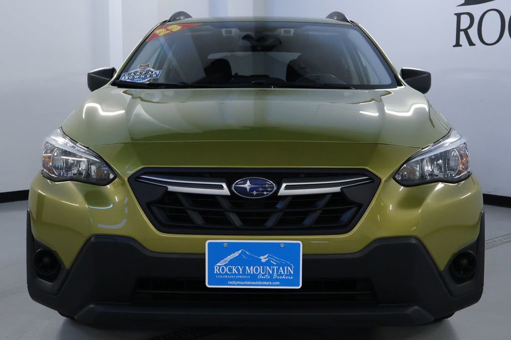 Used 2023 Subaru Crosstrek 2.0i image 2