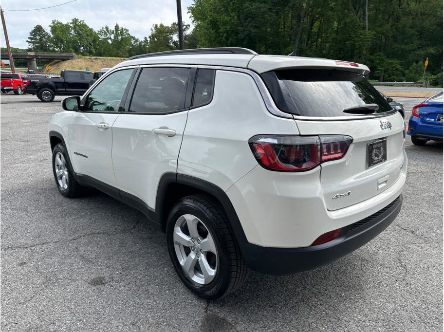 Used 2018 Jeep Compass Latitude w/ Cold Weather Group image 8