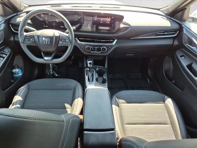 Used 2026 Buick Envista Preferred FWD image 16