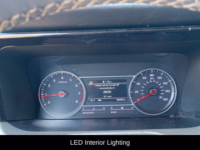 Used 2023 Kia Sorento EX w/ Panoramic Sunroof Package FWD image 13