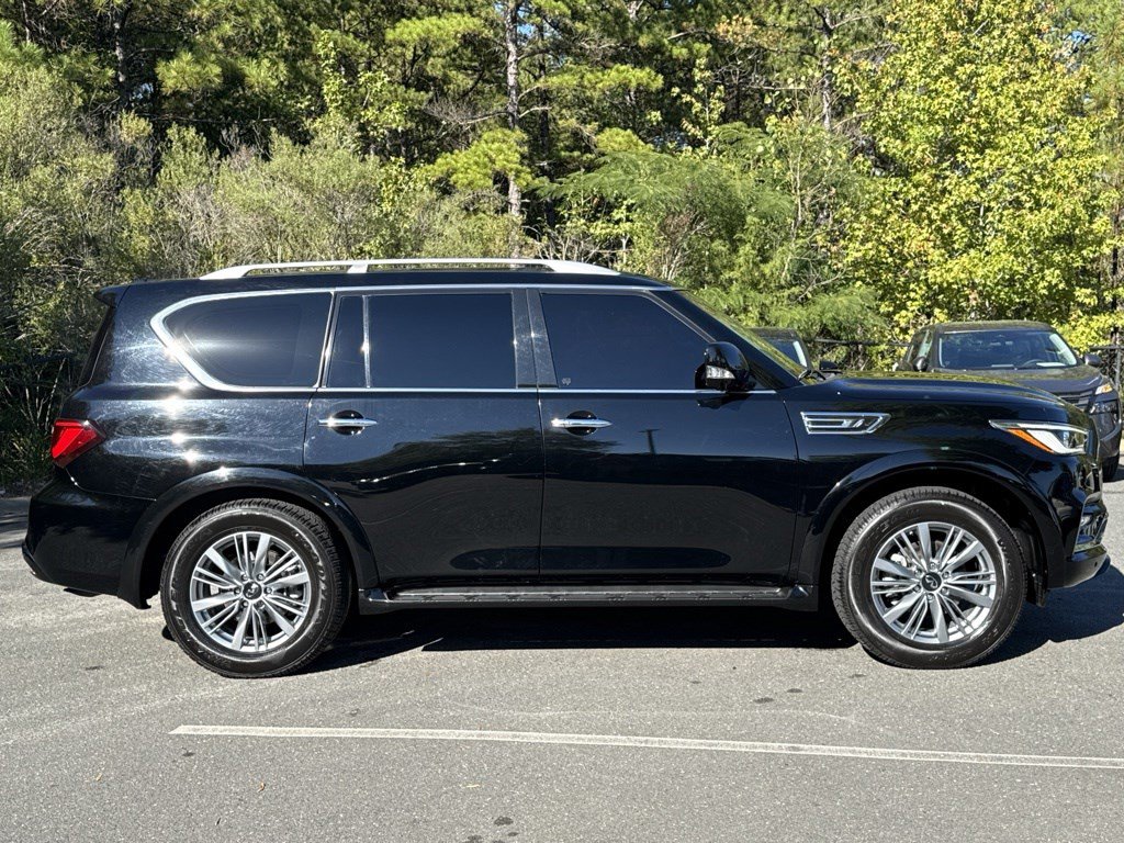 Used 2023 INFINITI QX80 Luxe w/ Cargo Package AWD/4WD image 8