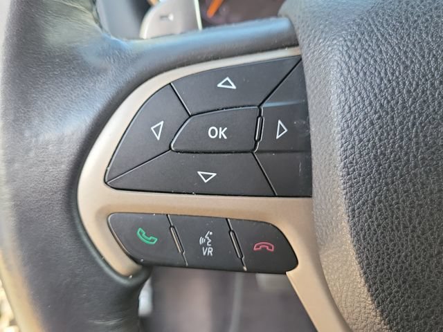 Used 2016 Jeep Grand Cherokee Laredo w/ Quick Order Package 23E RWD image 26